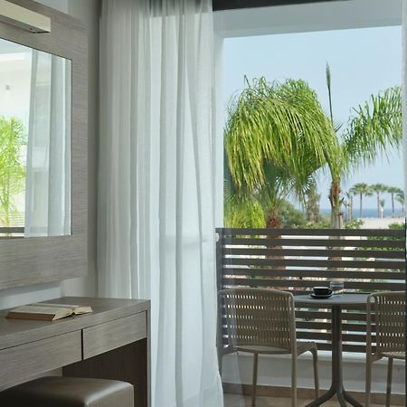 Atlantica Sancta Napa Hotel 圣纳帕 外观 照片