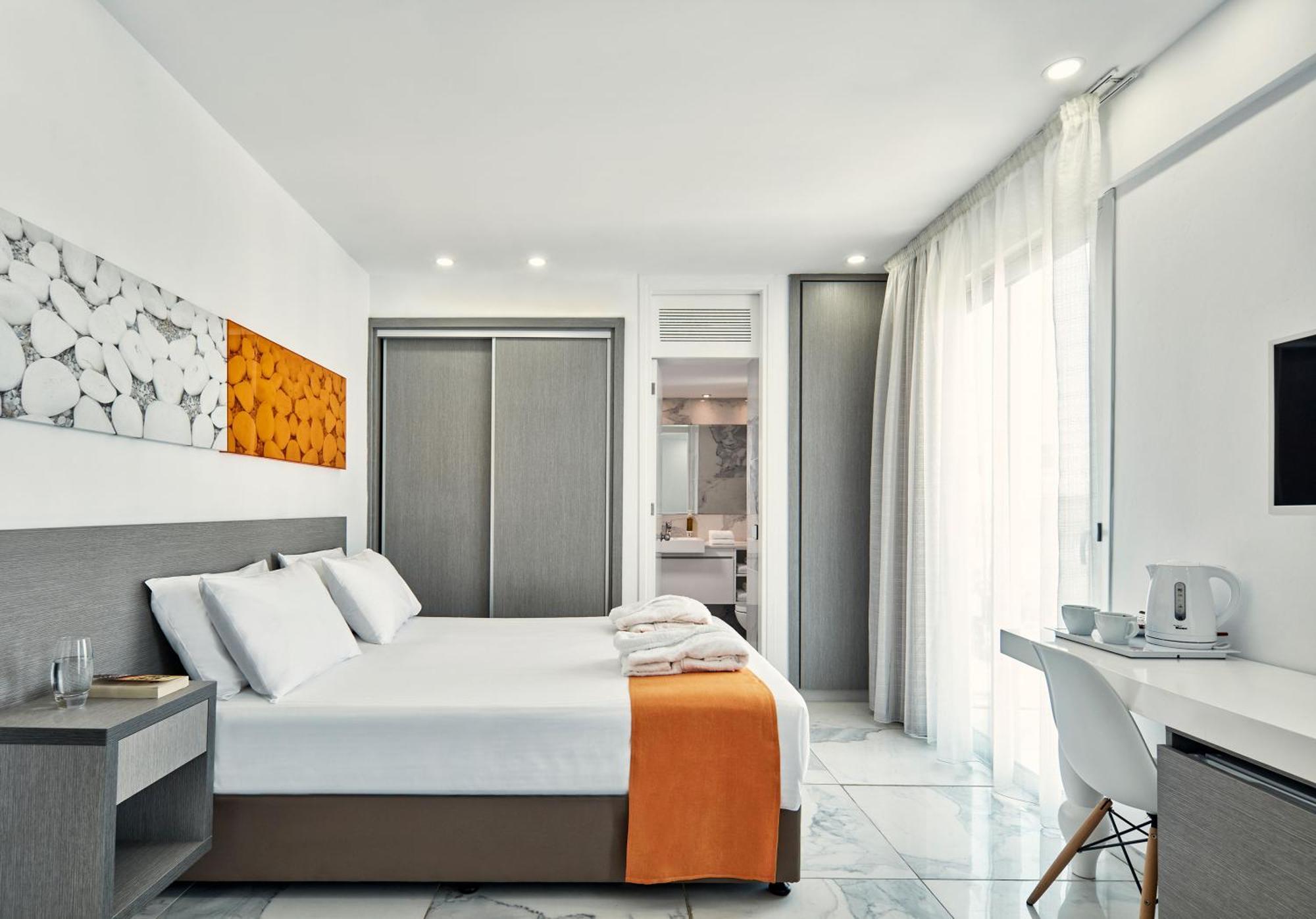 Atlantica Sancta Napa Hotel 圣纳帕 外观 照片