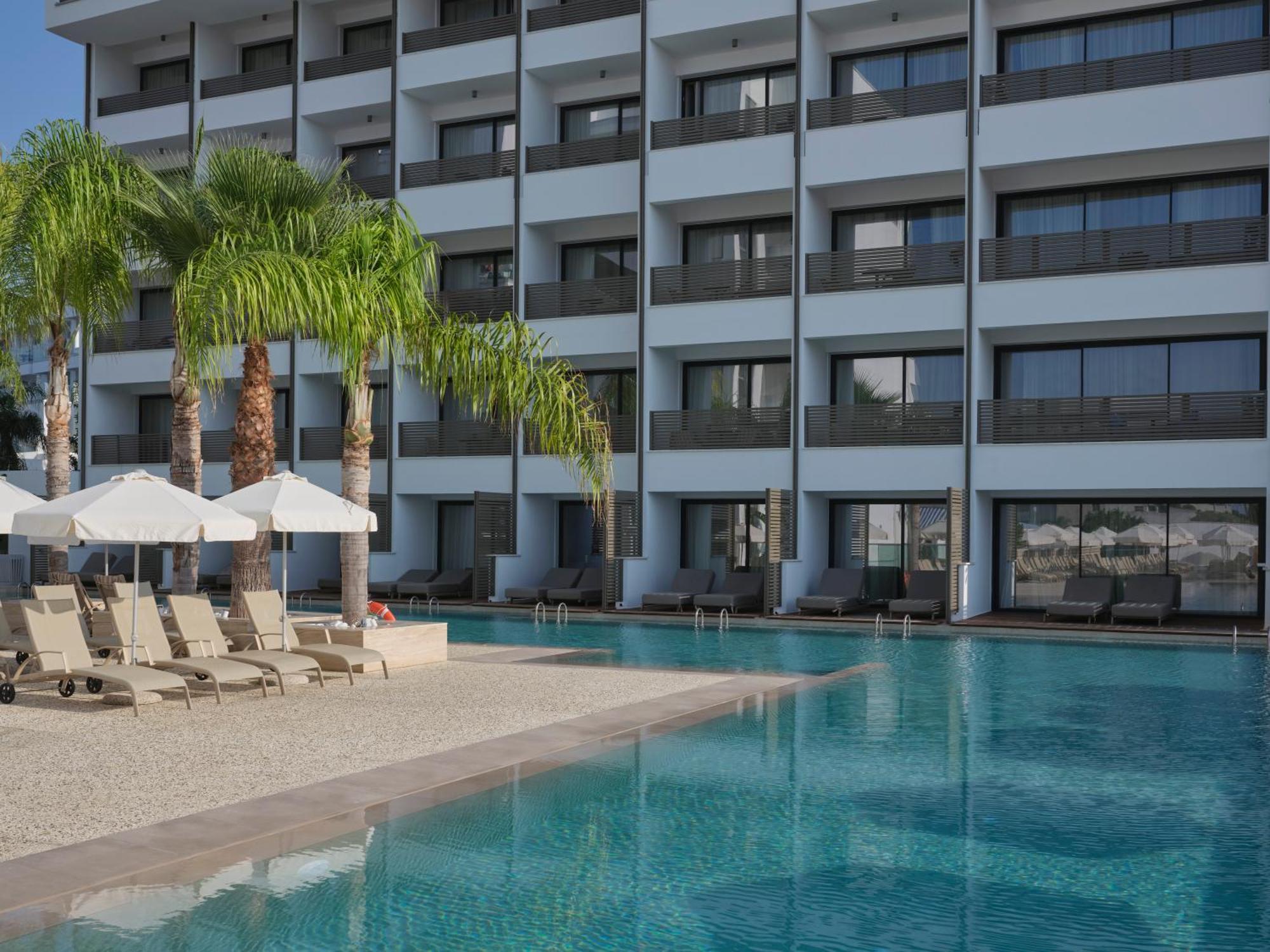 Atlantica Sancta Napa Hotel 圣纳帕 外观 照片